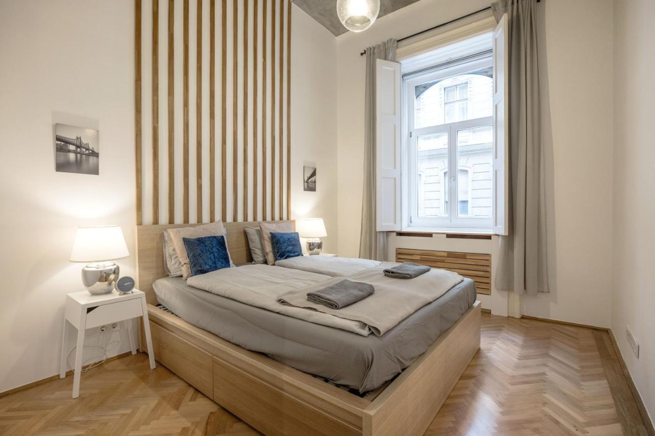 Industrial Fantasy Apartment 布达佩斯 外观 照片