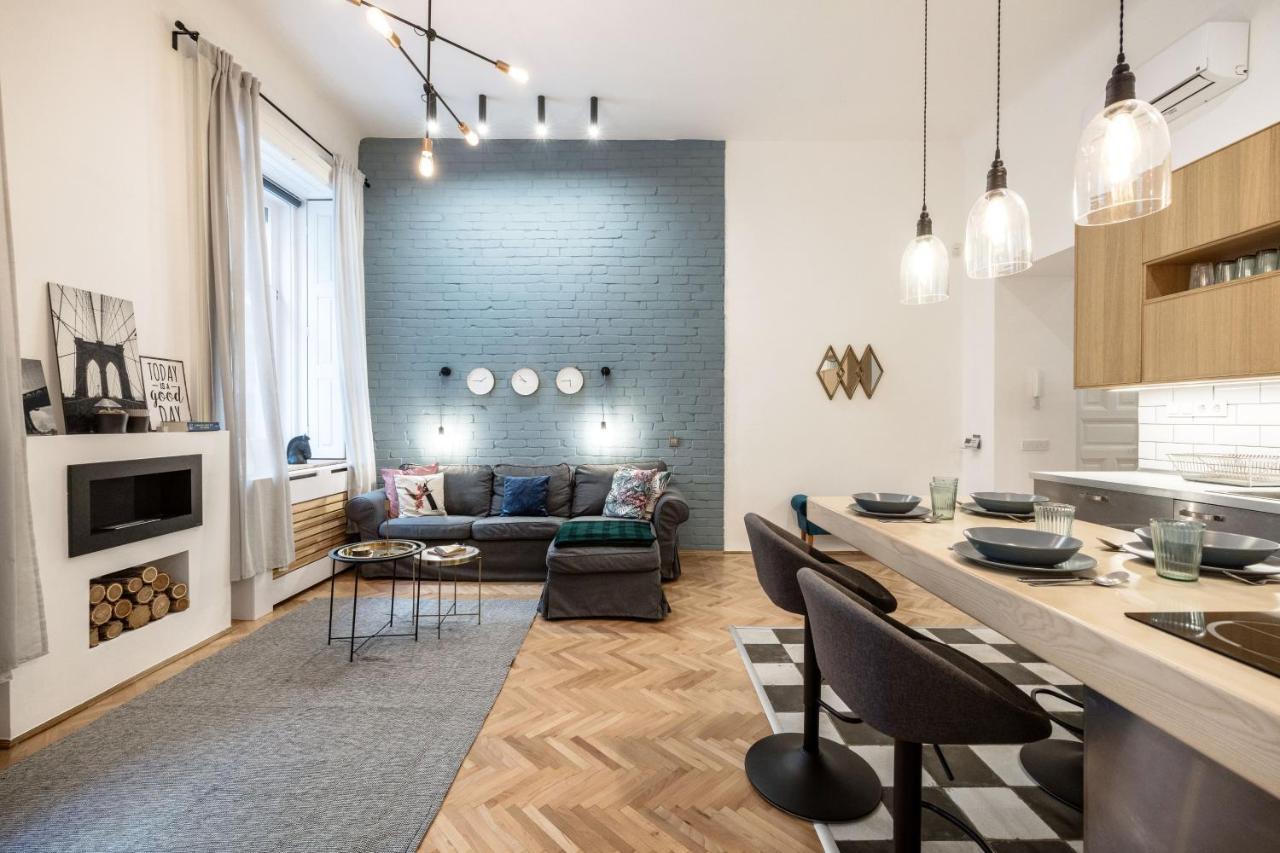 Industrial Fantasy Apartment 布达佩斯 外观 照片